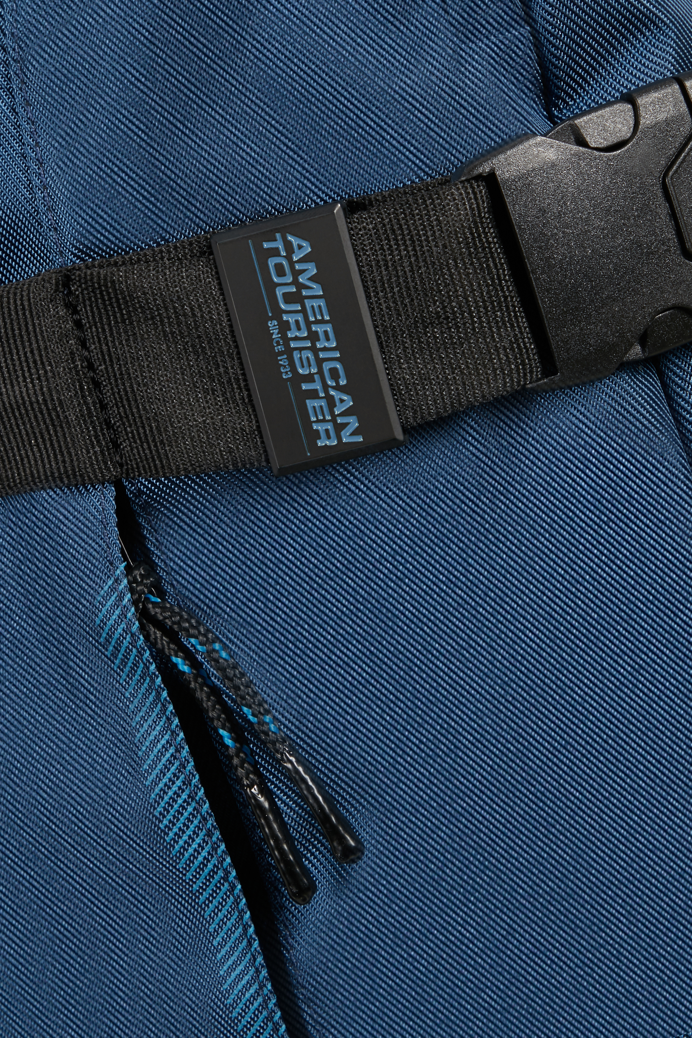 Urban Track Duffle/Wheels L
