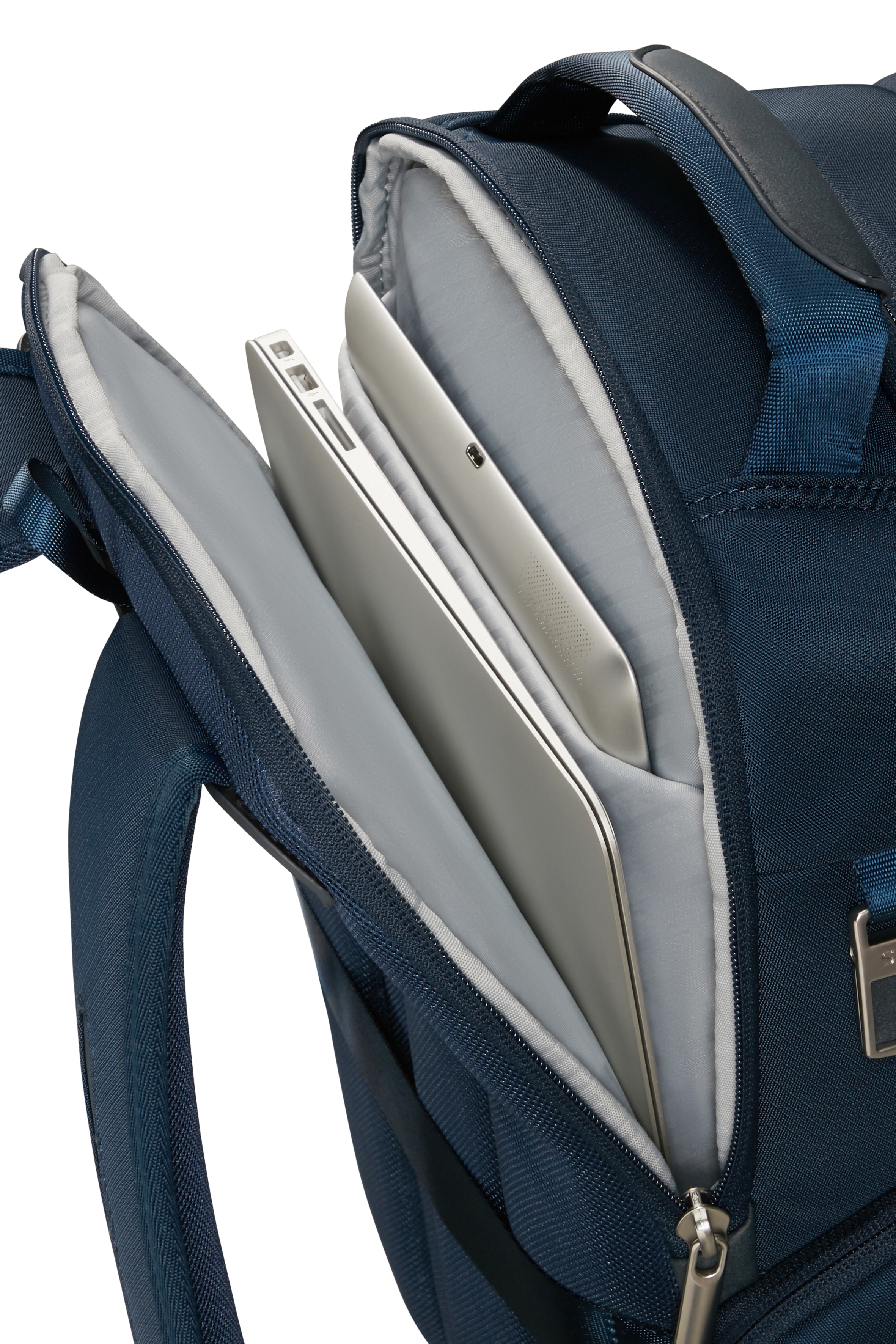 Paralux BT Everyday Backpack 15.6 inch