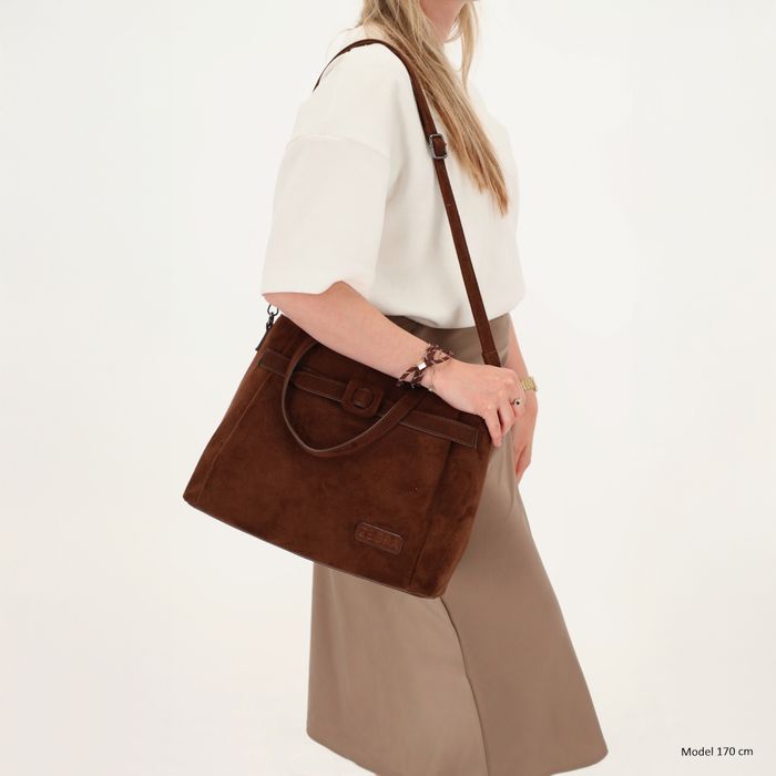 Shopper Davina